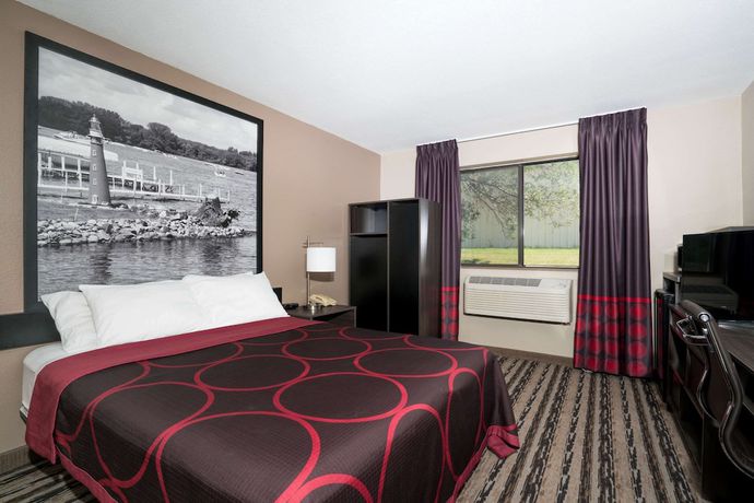 Imagen de la habitación del Hotel Super 8 By Wyndham Spirit Lake/okoboji. Foto 5