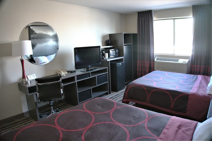 Imagen de la habitación del Hotel Super 8 By Wyndham Spirit Lake/okoboji. Foto 8