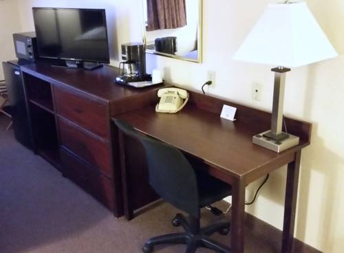 Imagen de la habitación del Hotel Super 8 By Wyndham Spokane Valley. Foto 3