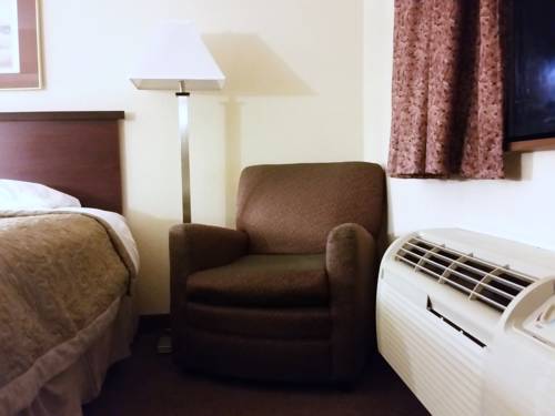 Imagen de la habitación del Hotel Super 8 By Wyndham Spokane Valley. Foto 4