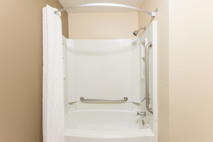 Imagen de la habitación del Hotel Super 8 By Wyndham Springfield East. Foto 11