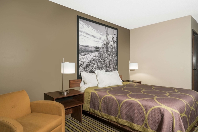 Imagen de la habitación del Hotel Super 8 By Wyndham St. Cloud. Foto 10