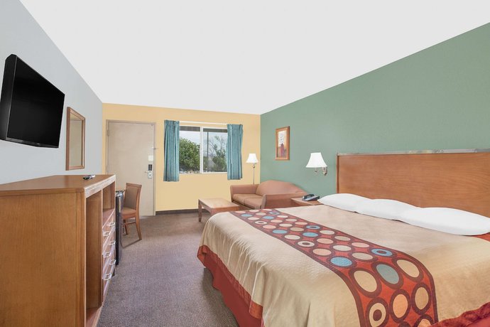 Imagen de la habitación del Hotel Super 8 By Wyndham St. George Ut. Foto 3
