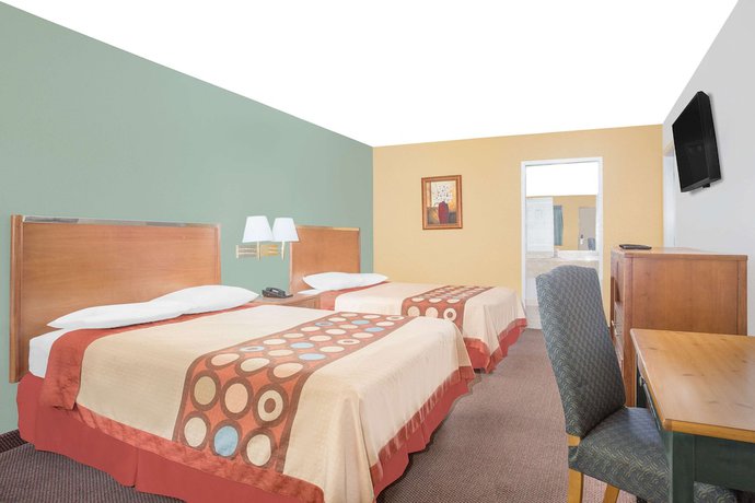 Imagen de la habitación del Hotel Super 8 By Wyndham St. George Ut. Foto 9