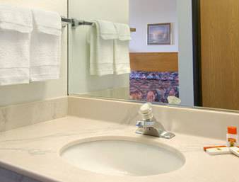 Imagen de la habitación del Hotel Super 8 By Wyndham St. Ignace. Foto 2