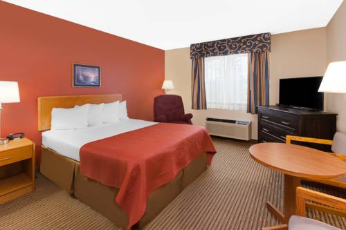 Imagen de la habitación del Hotel Super 8 By Wyndham St. Ignace. Foto 7