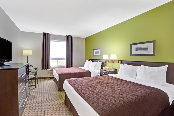 Imagen de la habitación del Hotel Super 8 By Wyndham St-jerome. Foto 4