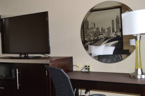 Imagen de la habitación del Hotel Super 8 By Wyndham Stockbridge. Foto 4
