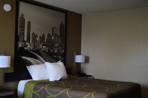Imagen de la habitación del Hotel Super 8 By Wyndham Stockbridge. Foto 13