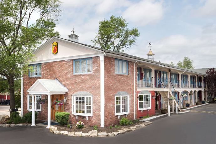Imagen general del Hotel Super 8 By Wyndham Sturbridge. Foto 1