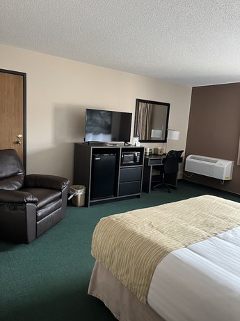 Imagen de la habitación del Hotel Super 8 By Wyndham Sturgis. Foto 5