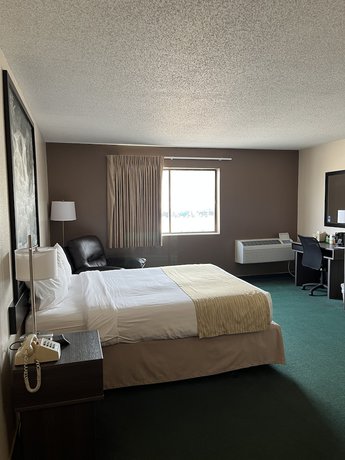 Imagen de la habitación del Hotel Super 8 By Wyndham Sturgis. Foto 8