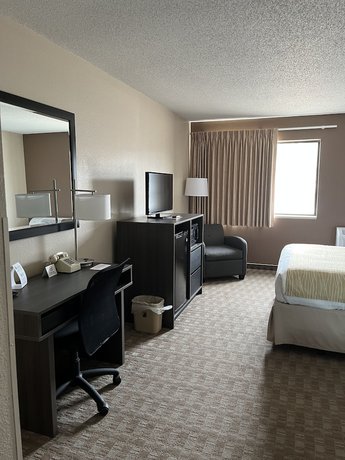 Imagen de la habitación del Hotel Super 8 By Wyndham Sturgis. Foto 14