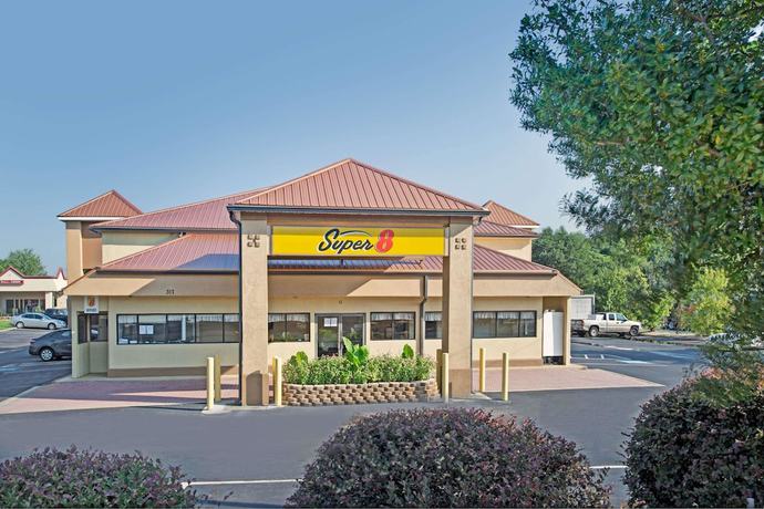 Imagen general del Hotel Super 8 By Wyndham Suwanee. Foto 1