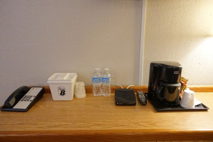 Imagen de la habitación del Hotel Super 8 By Wyndham Swift Current. Foto 6