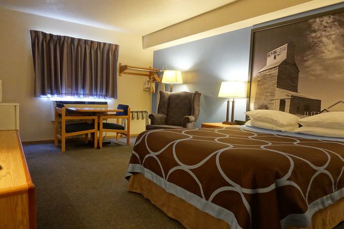 Imagen de la habitación del Hotel Super 8 By Wyndham Swift Current. Foto 15