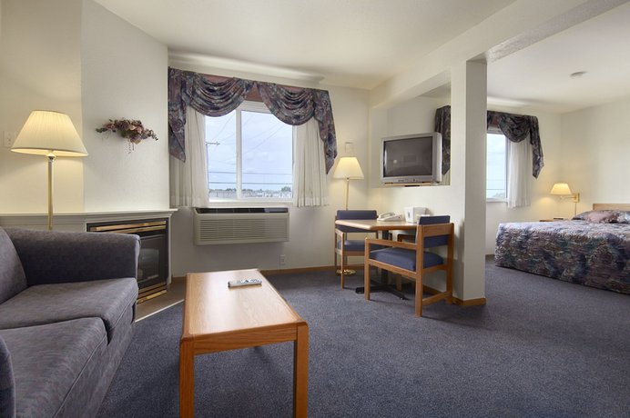 Imagen de la habitación del Hotel Super 8 By Wyndham Swift Current. Foto 19