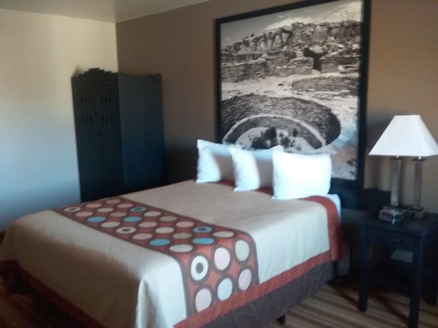 Imagen de la habitación del Hotel Super 8 By Wyndham Taos. Foto 9