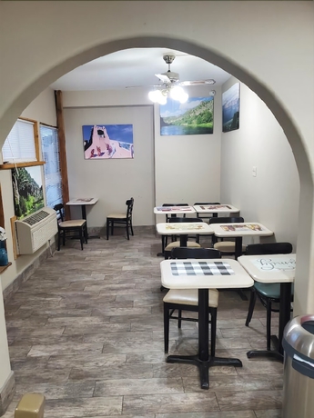 Imagen de los interiores del Hotel Super 8 By Wyndham Taos. Foto 17
