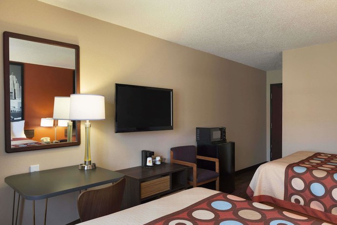 Imagen de la habitación del Hotel Super 8 By Wyndham Taylor/detroit Area. Foto 8