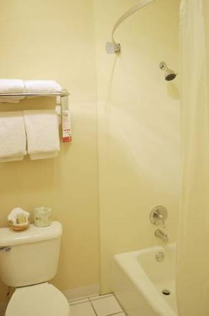 Imagen de la habitación del Hotel Super 8 By Wyndham Tempe/asu/airport. Foto 11