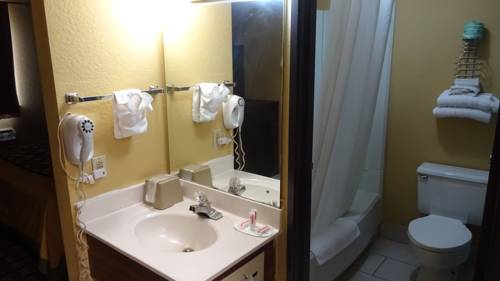 Imagen de la habitación del Hotel Super 8 By Wyndham Terre Haute. Foto 7