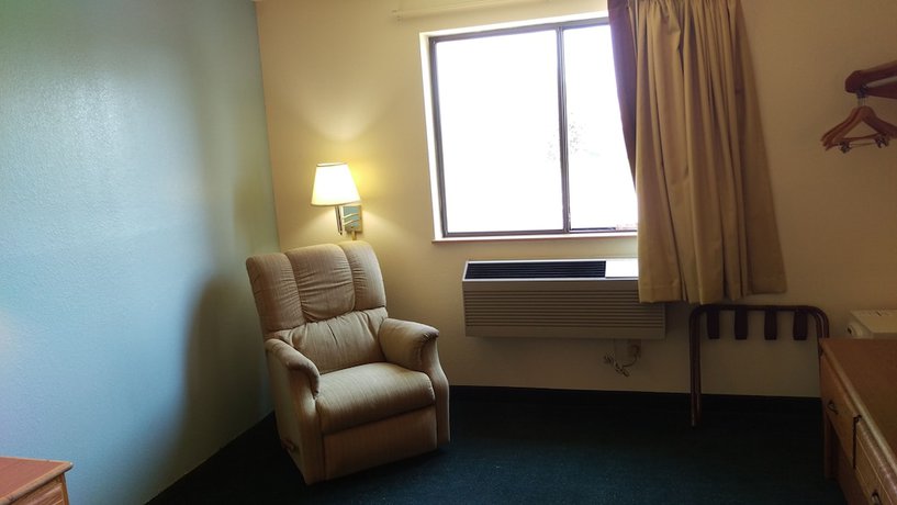 Imagen de la habitación del Hotel Super 8 By Wyndham Thurmont. Foto 7