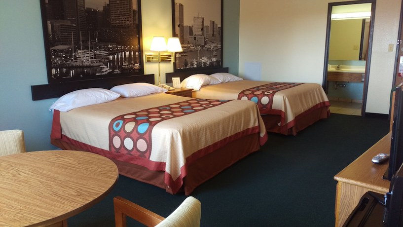 Imagen de la habitación del Hotel Super 8 By Wyndham Thurmont. Foto 13