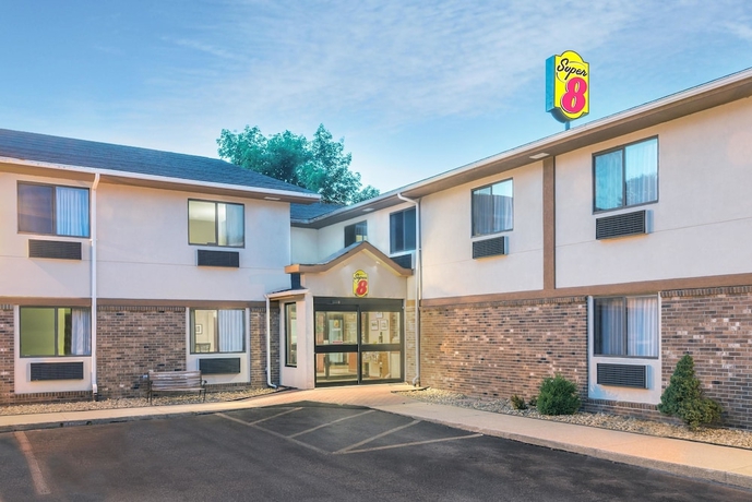Imagen general del Hotel Super 8 By Wyndham Tilton/lake Winnipesaukee. Foto 1
