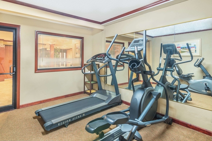 Imagen de los interiores del Hotel Super 8 By Wyndham Tilton/lake Winnipesaukee. Foto 19