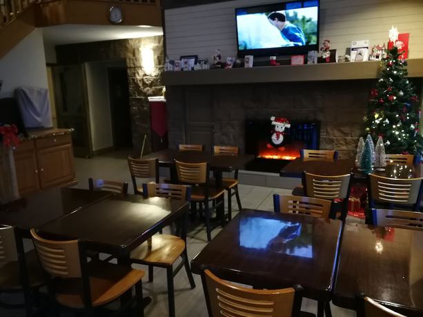 Imagen de los interiores del Hotel Super 8 By Wyndham Timmins On. Foto 20