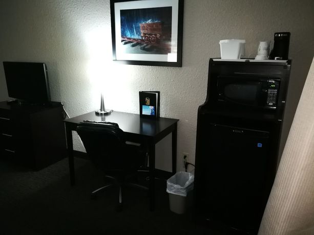 Imagen de la habitación del Hotel Super 8 By Wyndham Timmins On. Foto 13
