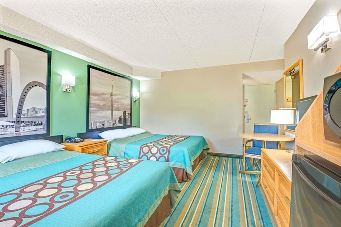 Imagen de la habitación del Hotel Super 8 By Wyndham Toronto East On. Foto 10