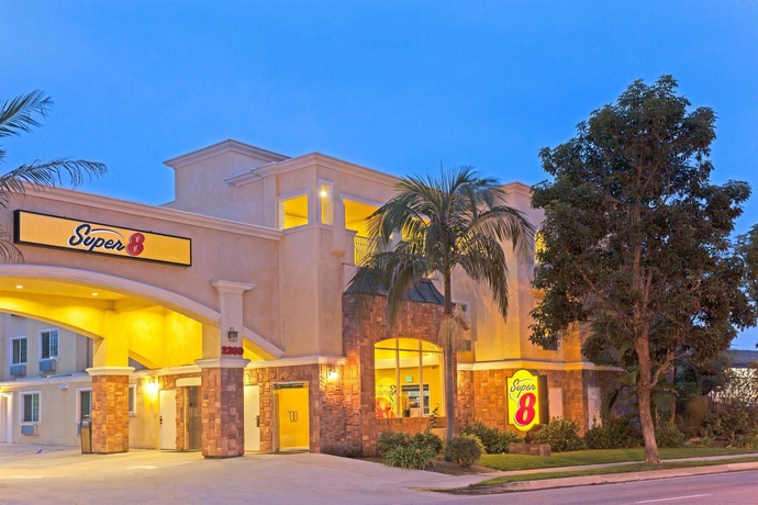 Imagen general del Hotel Super 8 By Wyndham Torrance Lax Airport Area. Foto 2