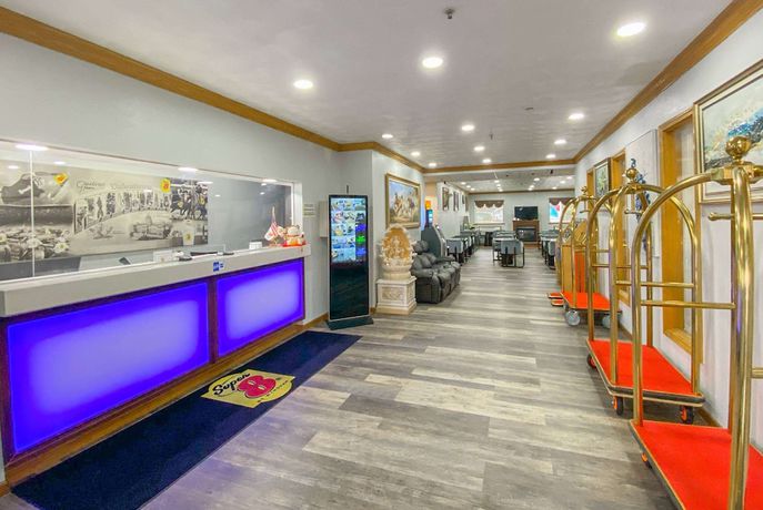 Imagen de los interiores del Hotel Super 8 By Wyndham Uniontown Pa. Foto 20