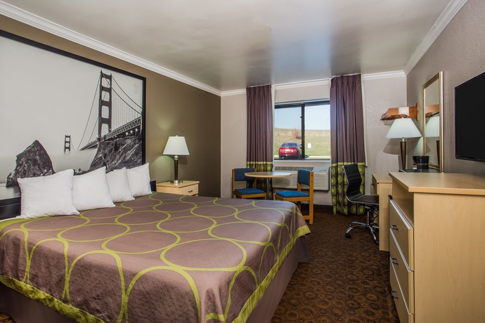 Imagen de la habitación del Hotel Super 8 By Wyndham Vacaville. Foto 7