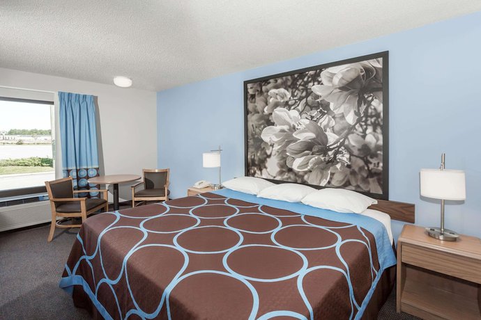 Imagen de la habitación del Hotel Super 8 By Wyndham Valdosta Ga I-75. Foto 12