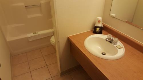 Imagen de la habitación del Hotel Super 8 By Wyndham Valentine Ne. Foto 5