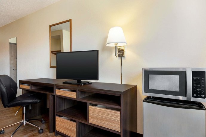 Imagen de la habitación del Hotel Super 8 By Wyndham Waco University Area. Foto 7