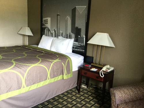 Imagen de la habitación del Hotel Super 8 By Wyndham Waycross Ga. Foto 2