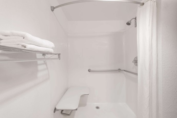 Imagen de la habitación del Hotel Super 8 By Wyndham Weatherford. Foto 5