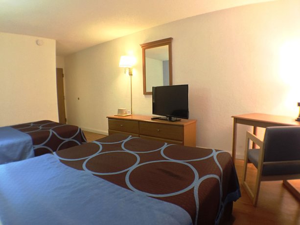 Imagen de la habitación del Hotel Super 8 By Wyndham Webster/rochester. Foto 9