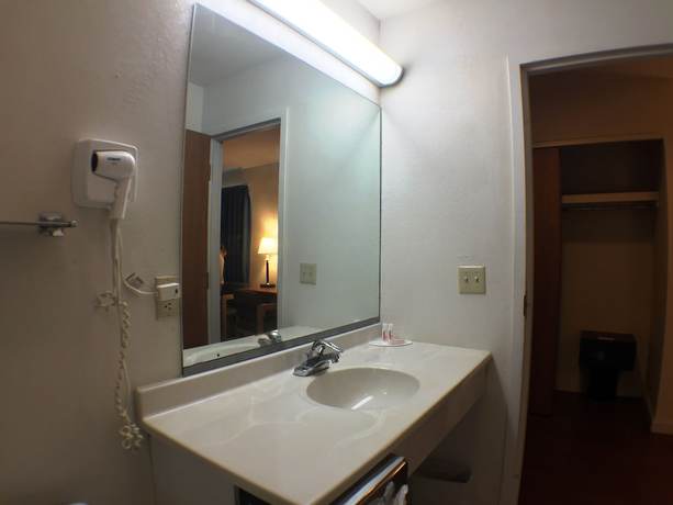 Imagen de la habitación del Hotel Super 8 By Wyndham Webster/rochester. Foto 10