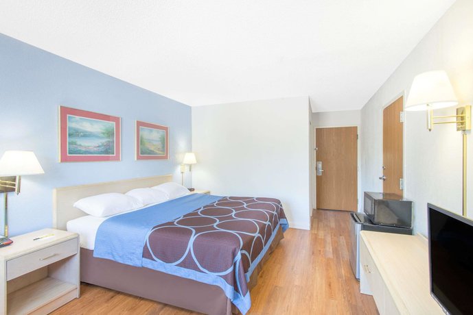 Imagen de la habitación del Hotel Super 8 By Wyndham Webster/rochester. Foto 11