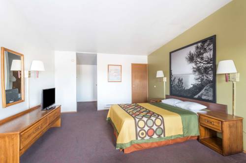 Imagen de la habitación del Hotel Super 8 By Wyndham Wells. Foto 6