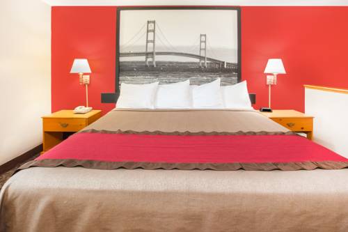 Imagen de la habitación del Hotel Super 8 By Wyndham West Branch. Foto 8