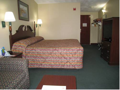 Imagen de la habitación del Hotel Super 8 By Wyndham West Greenwich/providence. Foto 14