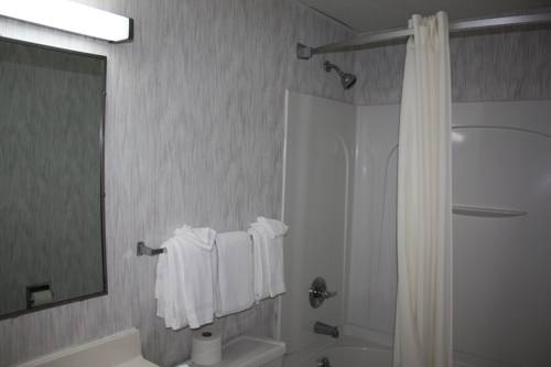 Imagen de la habitación del Hotel Super 8 By Wyndham West Haven. Foto 10