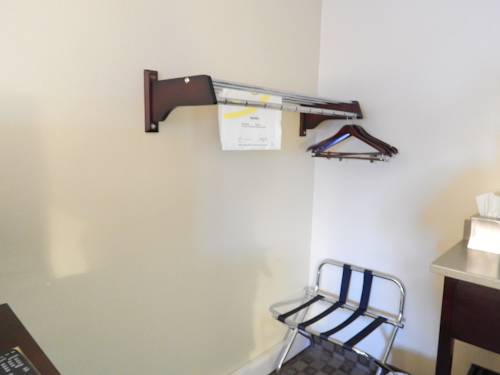 Imagen de la habitación del Hotel Super 8 By Wyndham White River Junction. Foto 11