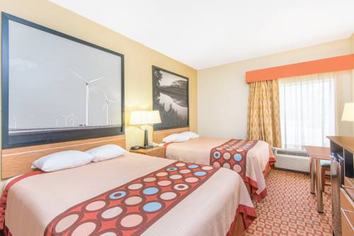Imagen de la habitación del Hotel Super 8 By Wyndham Wichita South. Foto 9